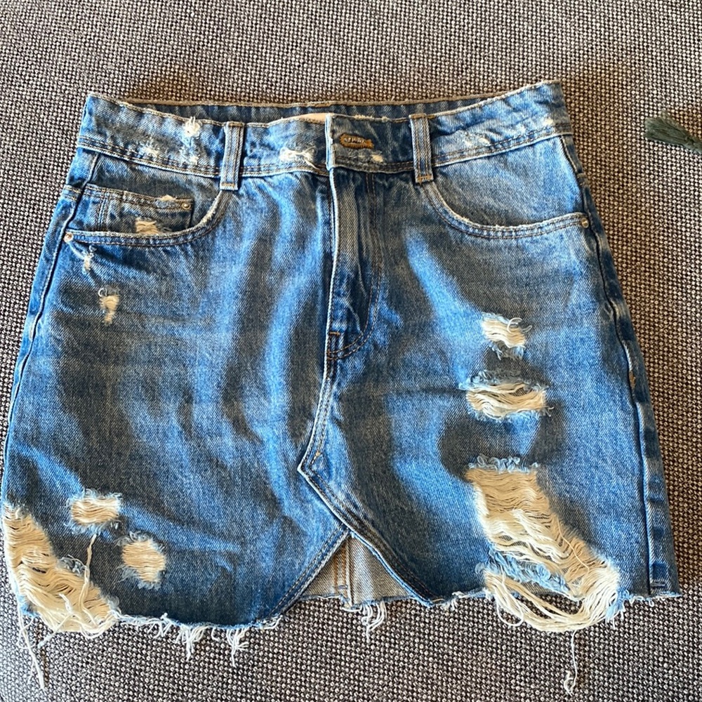 Zara Distressed Denim Skirt - Size: Xsmall